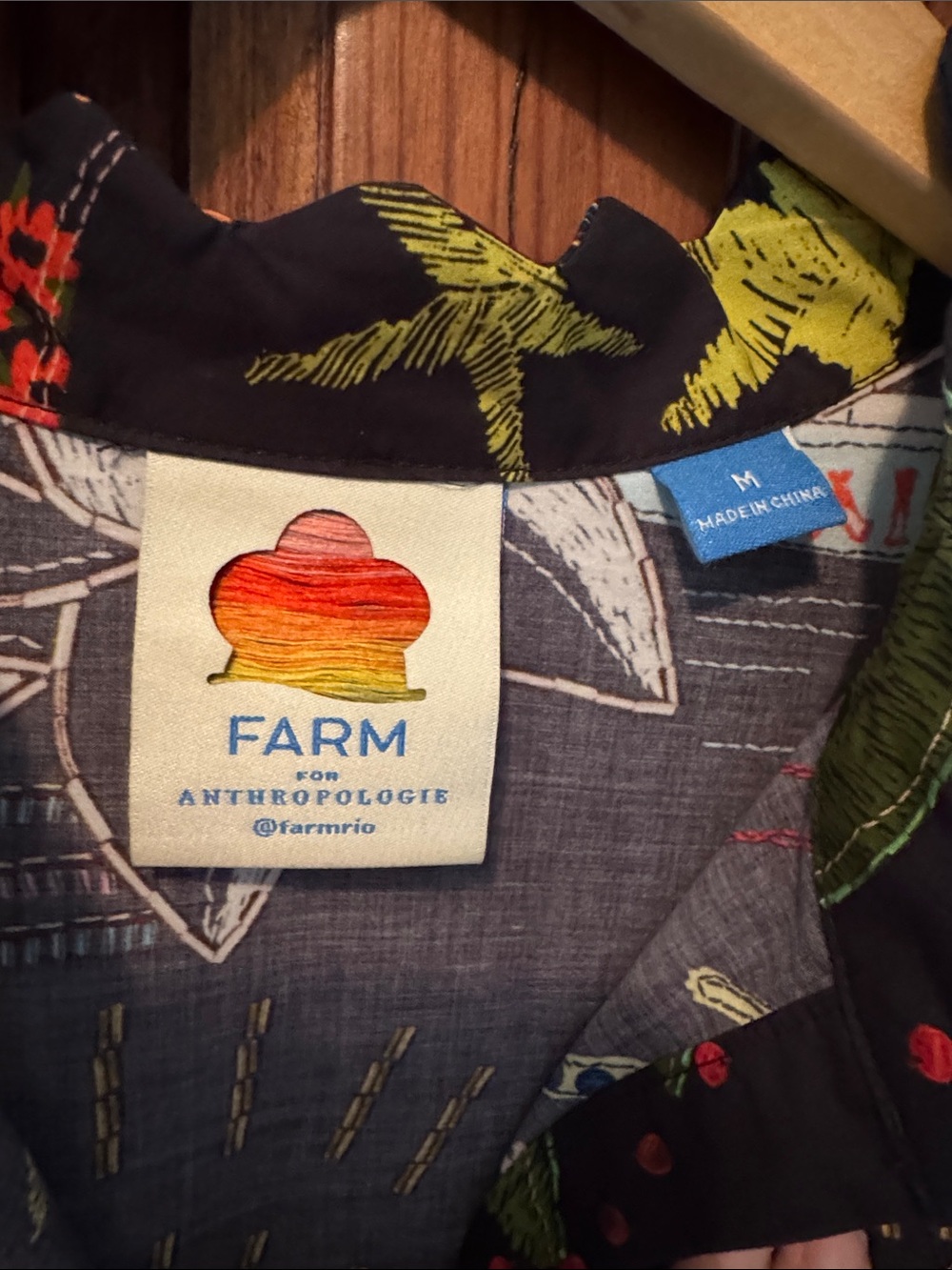 EUC FARM RIO ANTHROPOLOGIE PUFF SLEEVE BUTTONDOWN BLACK TROPICAL MAXI DRESS. M - Picture 3 of 17